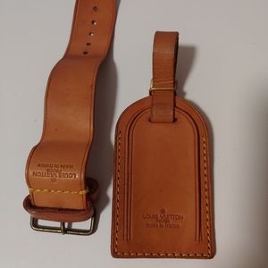 Louis Vuitton Luggage tag set